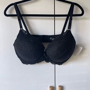 Smart‎ & Sexy Black Lace Bra NWT